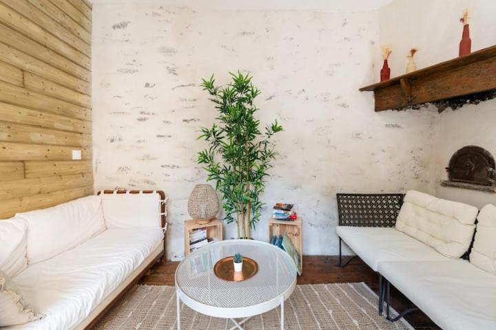 Apartament Chez Celia Laruns Zewnętrze zdjęcie